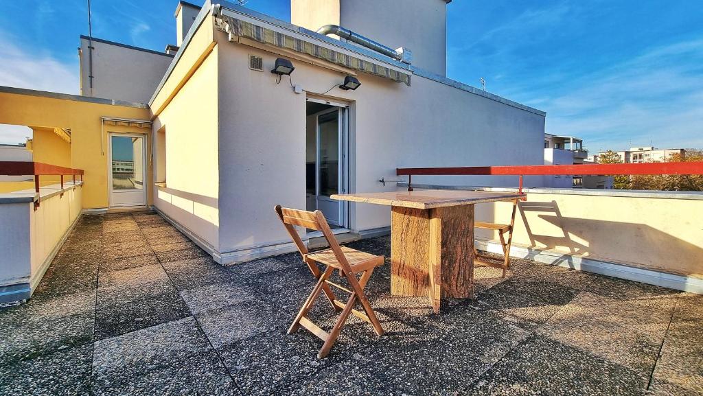 Au rythme de la Cavalerie Centre & Terrasse – Foto 43