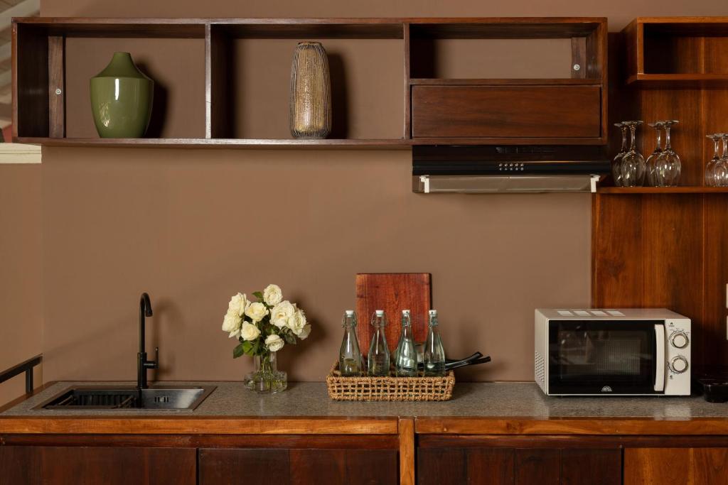 Lake Avenue Hotel Kandy - 5