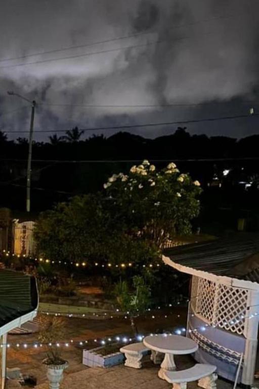 2 Bed Apartment - Sleeps 4 - Parking - Wifi