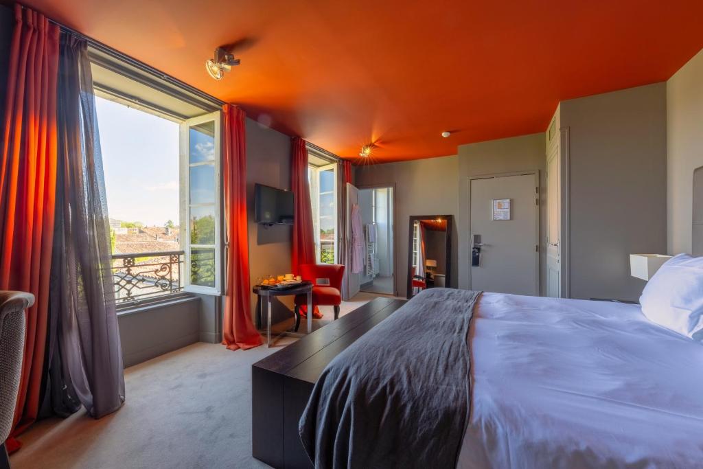 Hotel Ligaro - Jarnac - Deluxe Triple Room
