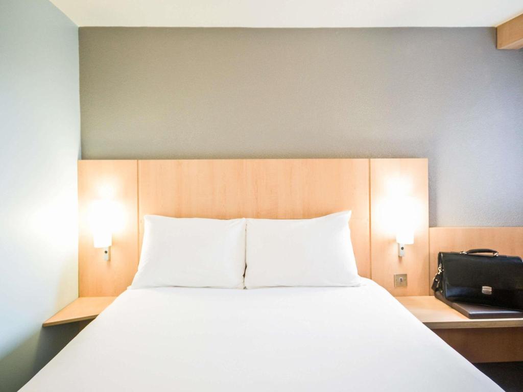 ibis London Heathrow Airport - 