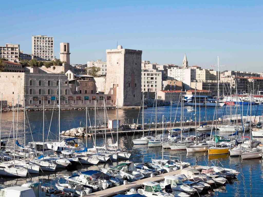 Novotel Marseille Vieux Port - Deluxe Queen Room With Harbour View