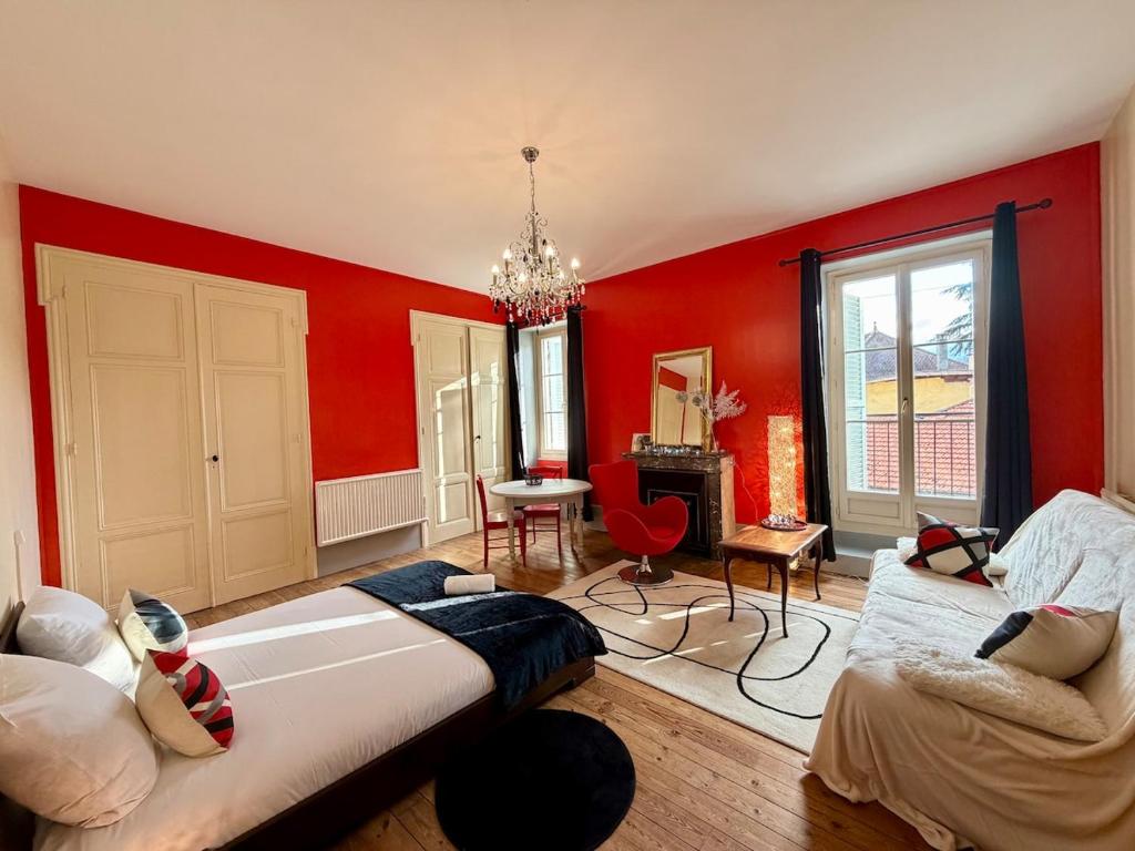 Gallery image of Le Temps Retrouvé, 14 Personnes, Wifi, Parking in Passins