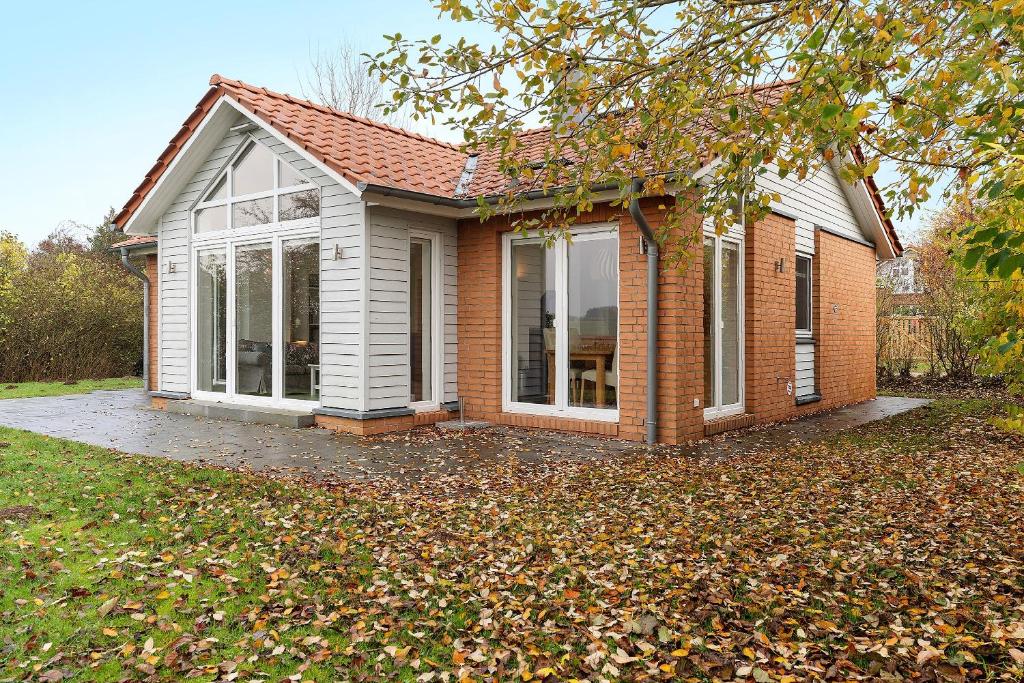 Το κτήριο όπου στεγάζεται  η παραθεριστική κατοικία