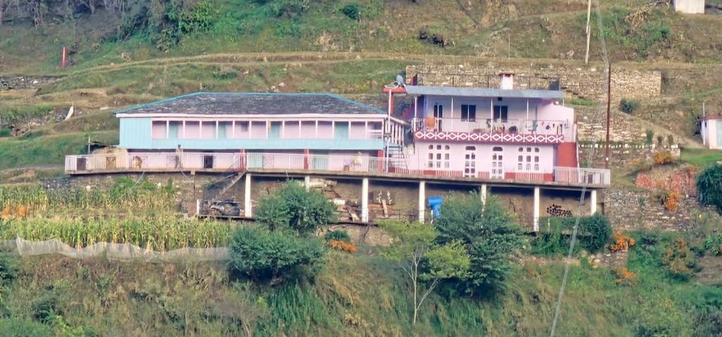 Naturlandskabet i nærheden af feriegården