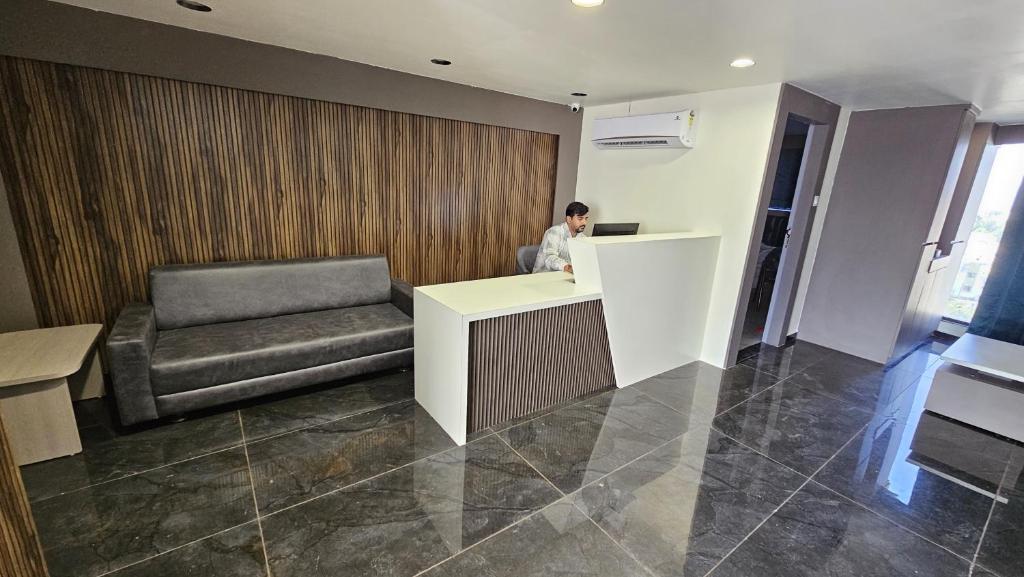 Zona de estar de Hotel Shyam Inn