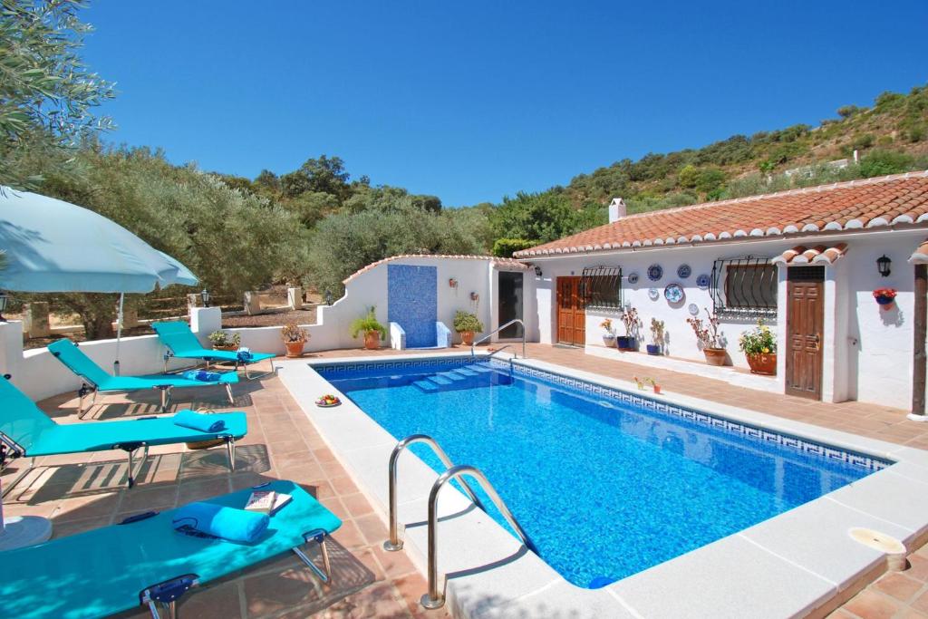 Bazén v ubytování Casa The Lofties Mit Pool In Andalusien nebo v jeho okolí