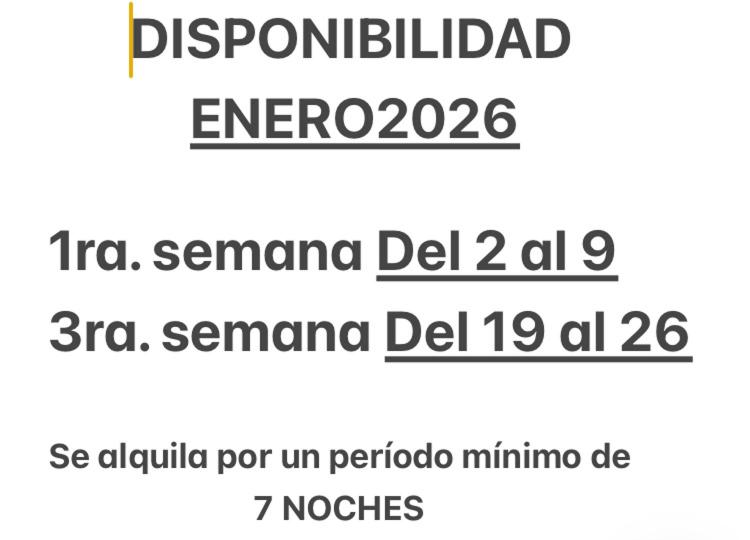 zwei verschiedene Schriftarten auf weißem Hintergrund in der Unterkunft Duplex Las Margaritas Bosque Peralta Ramos in Mar del Plata