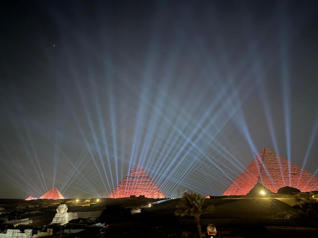 Fotografie z fotogalerie ubytování The Gate Hotel Front Pyramids & Sphinx View v Káhiře