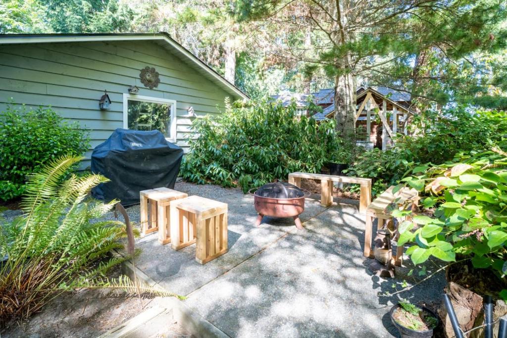 Zahrada ubytování Quiet Bainbridge Retreat for 6