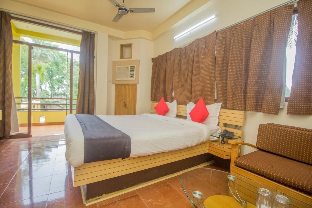 Gallery image of Hotel O Mayaban Resort in Ingrāj Bāzār