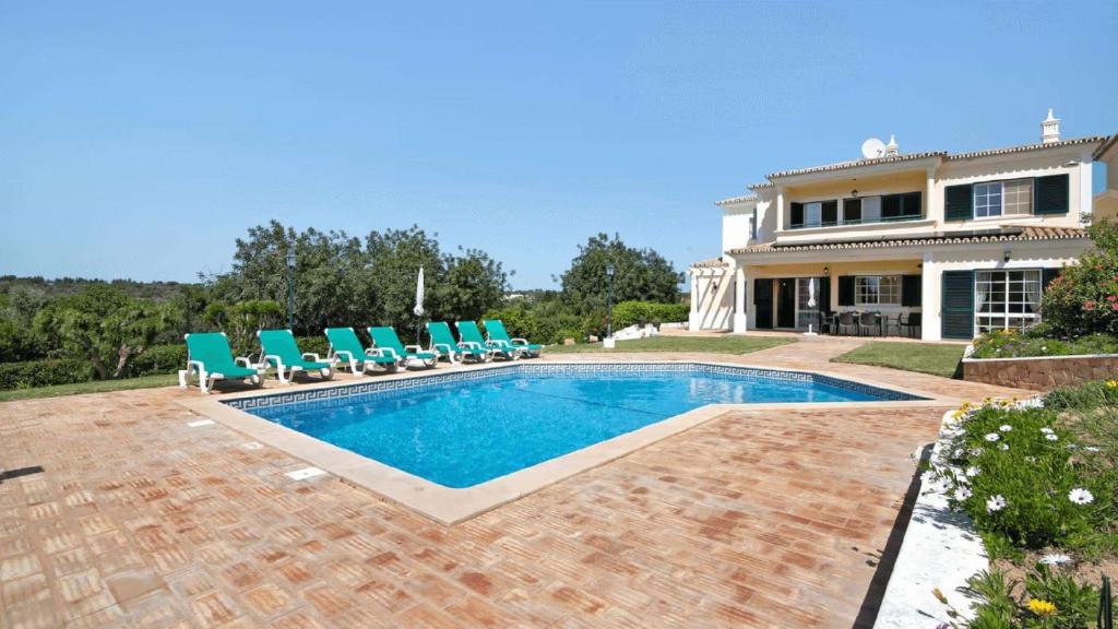 Casa dos Avós by Vintage Travel