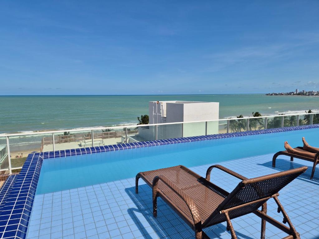 Πισίνα στο ή κοντά στο Flat Mar Bello Plaza