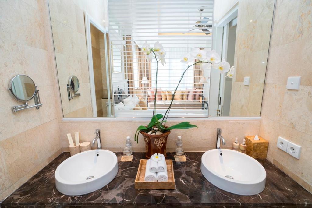 The Colony Hotel Bali - Residence Deluxe King Room