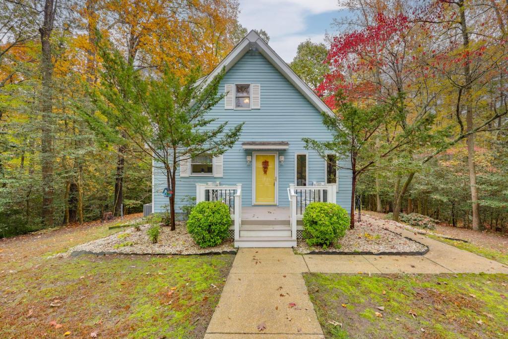 Zahrada ubytování Lake Access, Tranquil Acreage Farnham Cottage