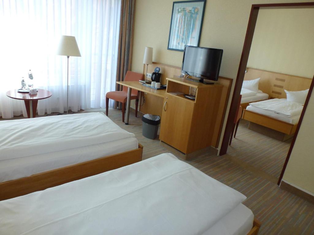 Mercure Hotel Riesa Dresden Elbland - 河景家庭间 - 高层
