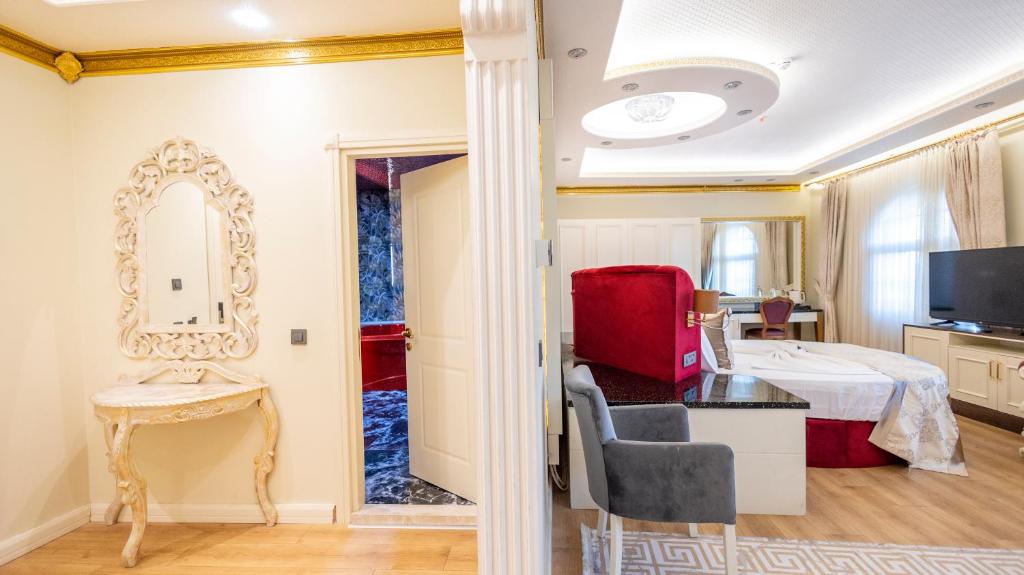 アンタルヤにあるcan palace adalya otelのギャラリーの写真