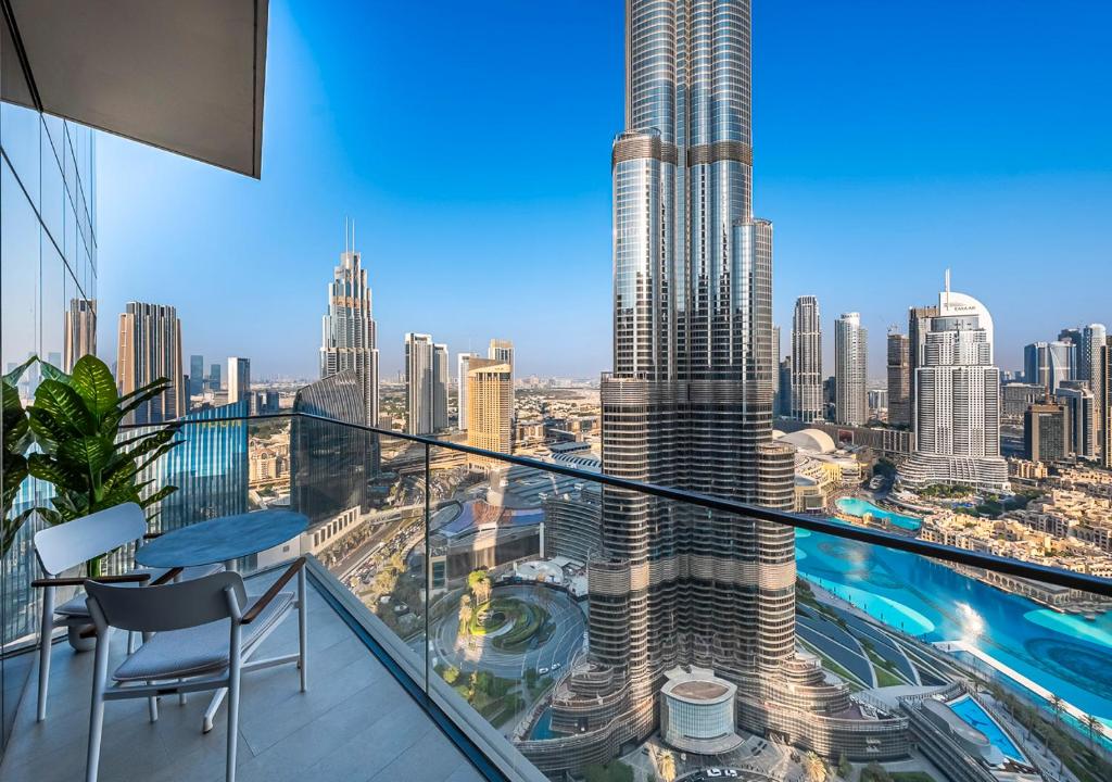 Nespecifikovaný výhled na destinaci Dubaj nebo výhled na město při pohledu z apartmánu
