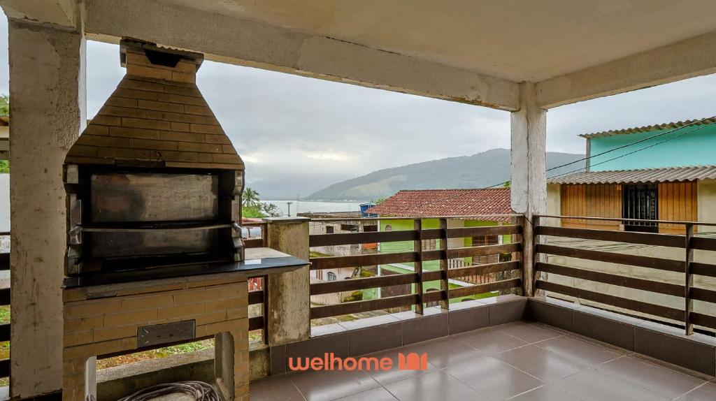 En generel udsigt til bjerge eller udsigt til bjerge taget fra feriehuset