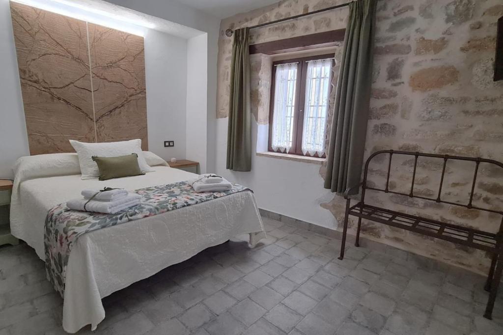 Apartamentos Turísticos El AOVE - Apartamento De Dos Dormitorios En Planta Baja