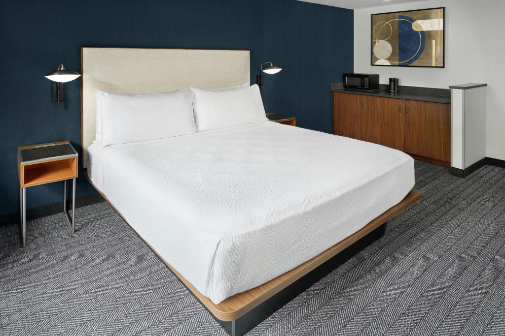 Courtyard by Marriott Kansas City Shawnee - Habitación King