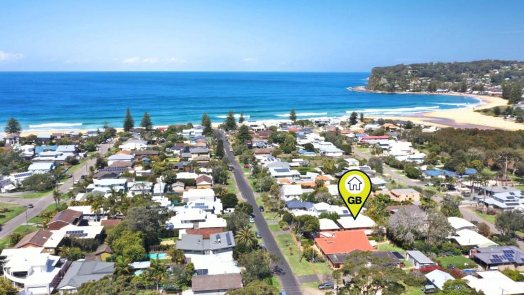 an aerial view of a suburb with a speed sign at Applecross - Perfect For A Weekend Escape in North Avoca