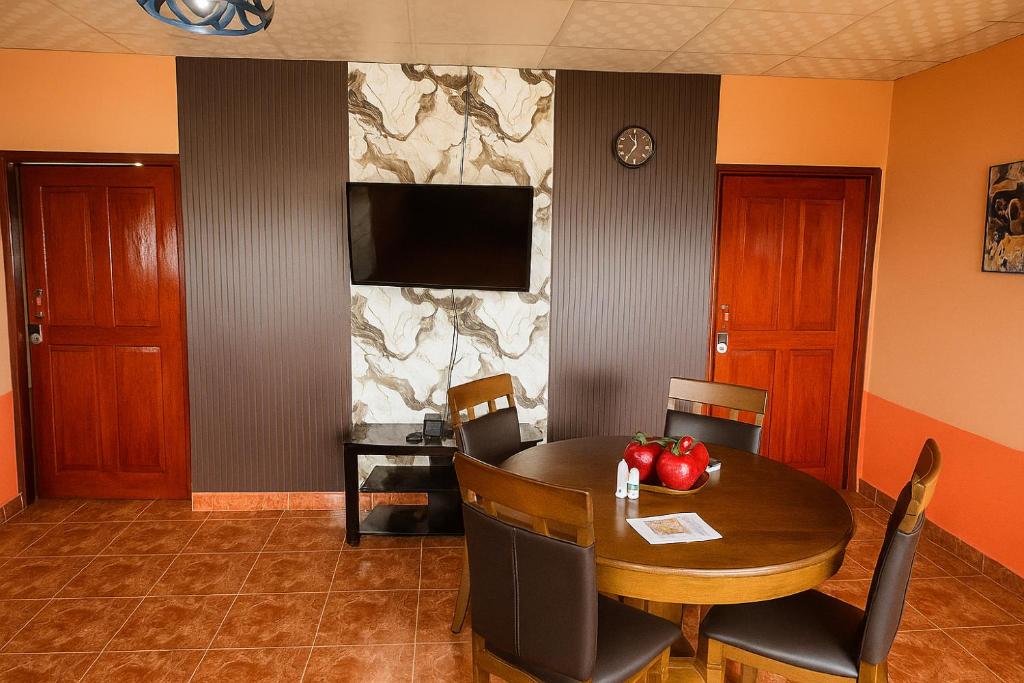 Μια τηλεόραση ή/και κέντρο ψυχαγωγίας στο Ethlyn House