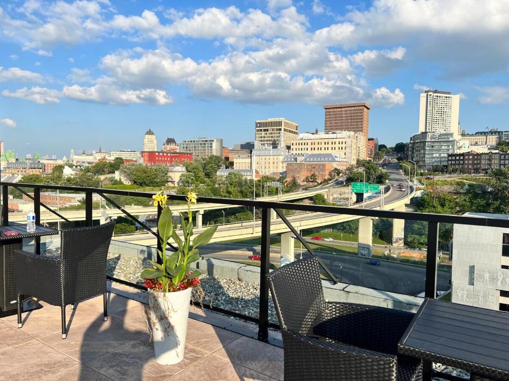 Μπαλκόνι ή βεράντα στο Le Caiman - Vieux-Quebec 2 Chambres à coucher & 2 salles de bains complètes