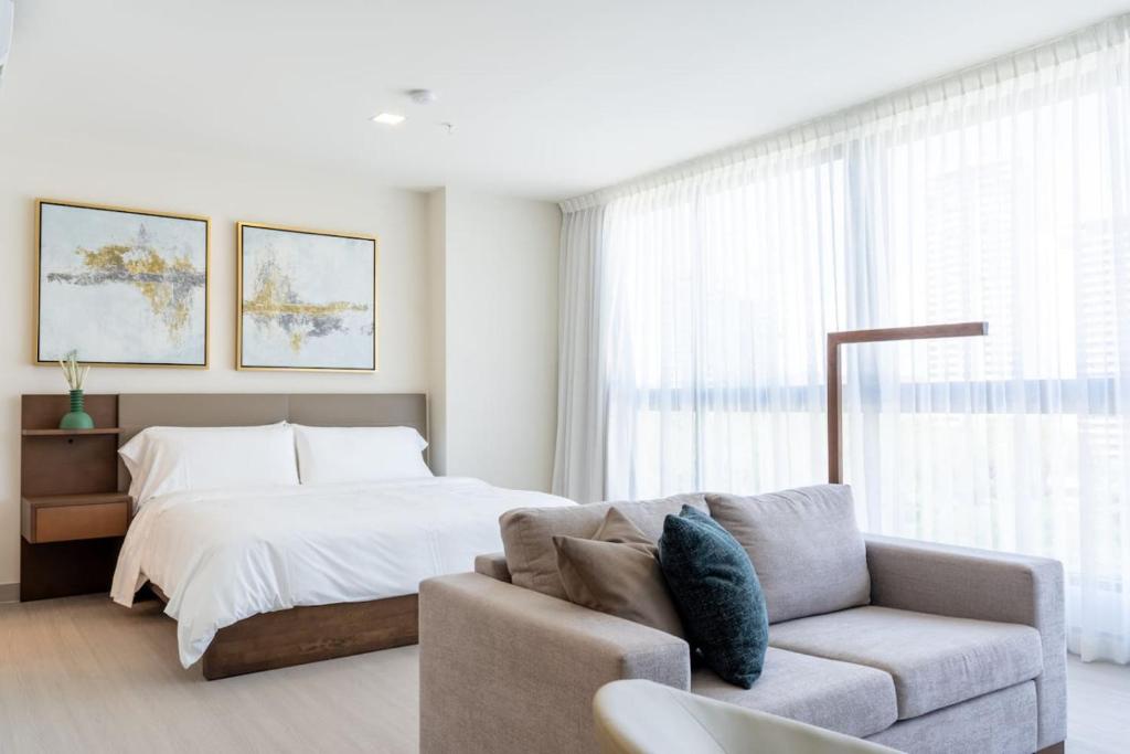 Χώρος καθιστικού στο Deluxe Guest Condo Suite - Loft