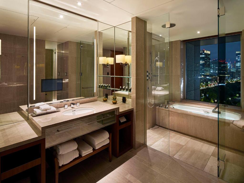 Palace Hotel Tokyo photo