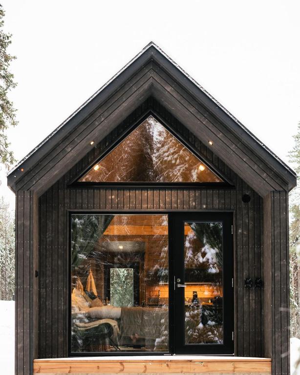 Silencius Cabin With Private Jacuzzi photo