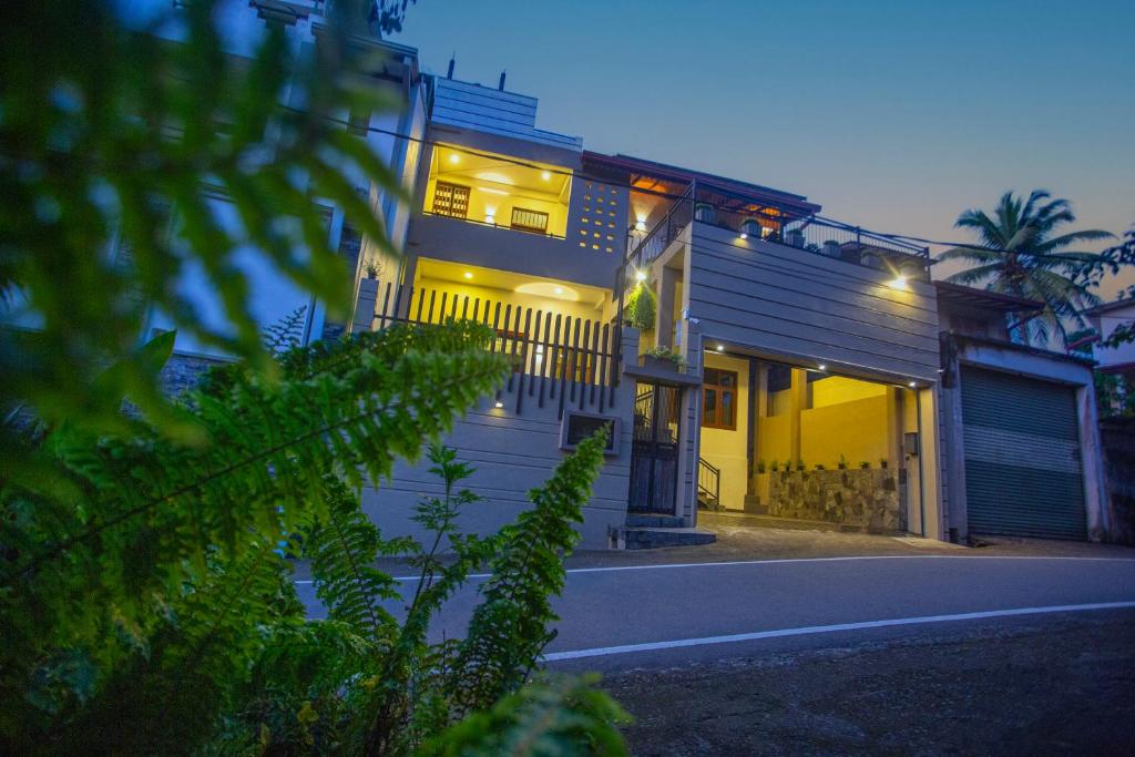 Το κτήριο όπου στεγάζεται  η βίλα