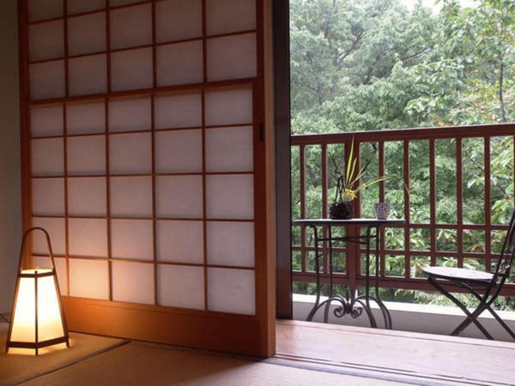 金盛 館 せ ゝ ら ぎ