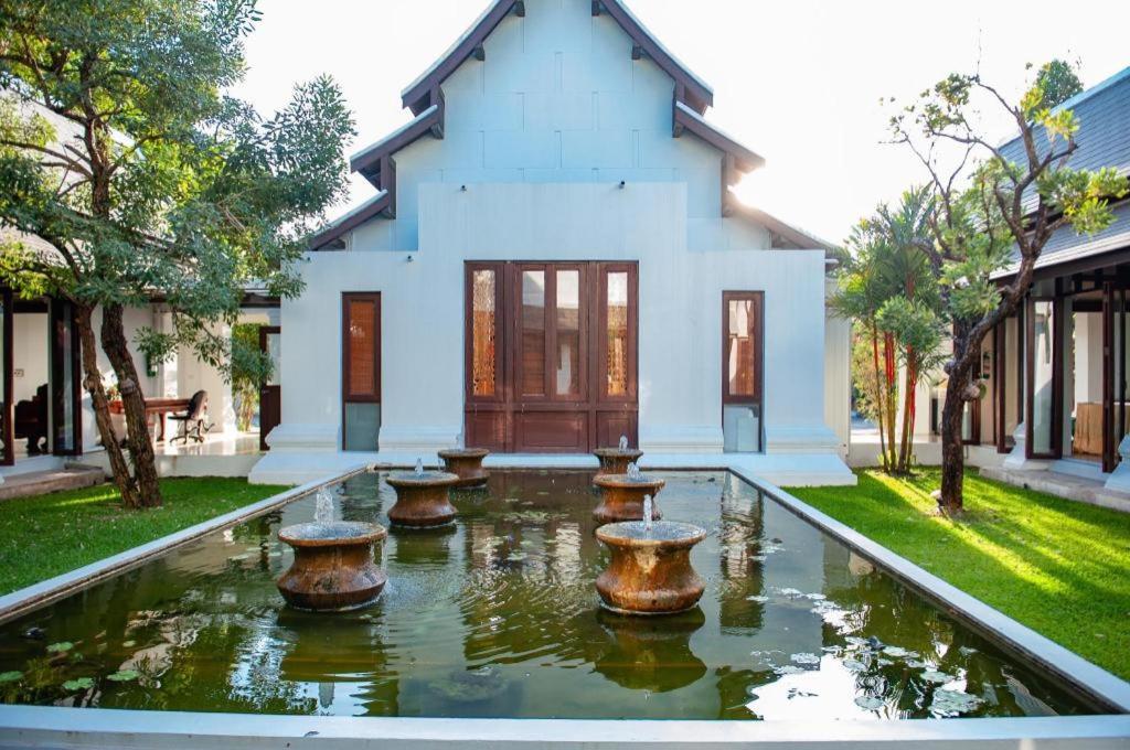 Zahrada ubytování Wiangkaew Hotel