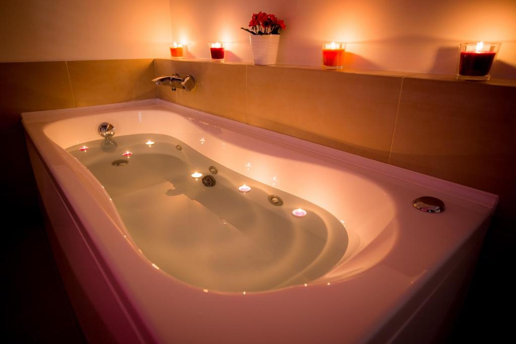 Luxury House Vaticano - Double Room With Spa Bath