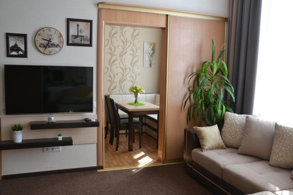 Euro Mini-Hotel - Housity
