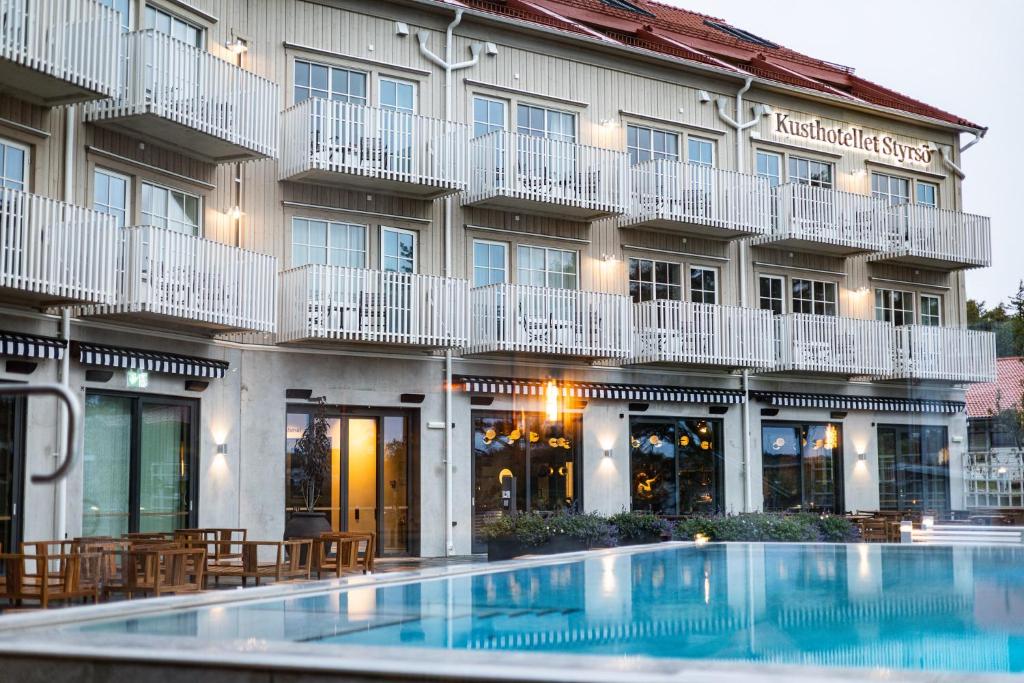 Bazén v ubytování Kusthotellet Styrsö nebo v jeho okolí
