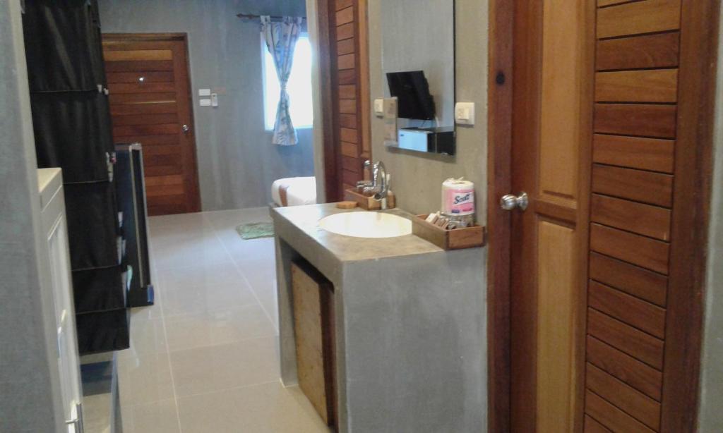 Le Pes Villas - Camera Familiare Con Vista Giardino