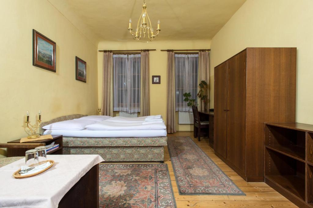 Pension Dientzenhofer - Two-Bedroom Suite With Atrium View