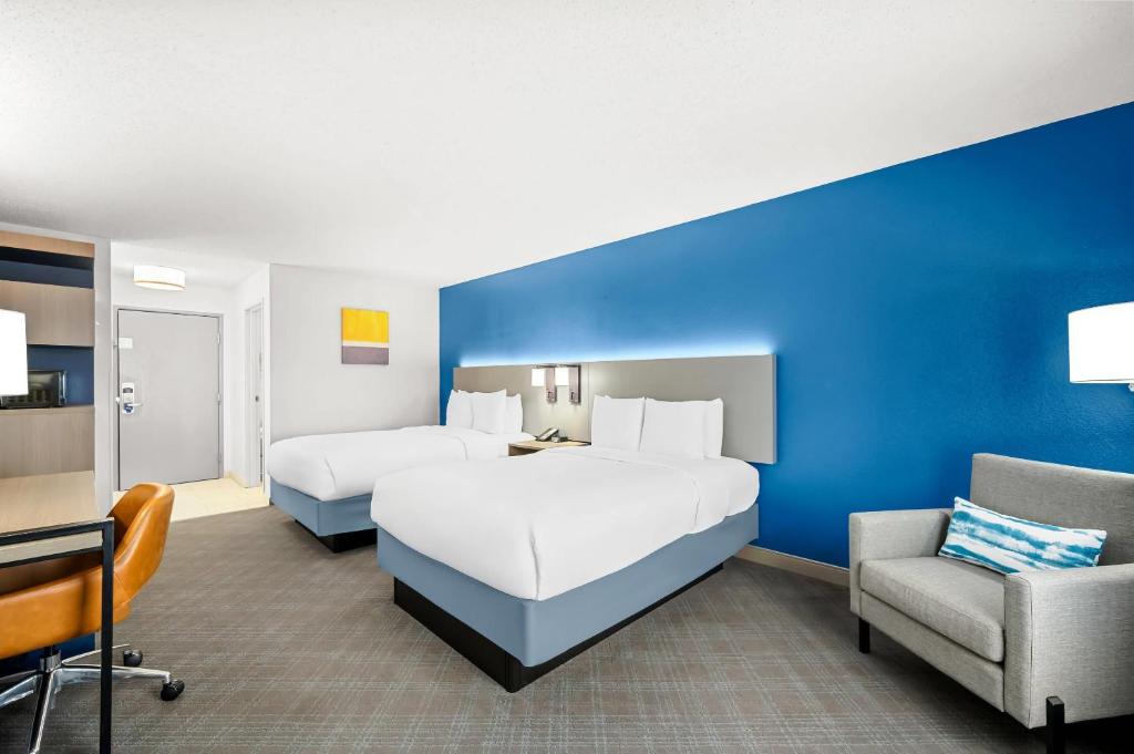 Comfort Inn Indianapolis East photo