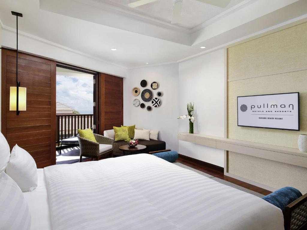 Phòng Deluxe Giường Đôi Có Ban Công
