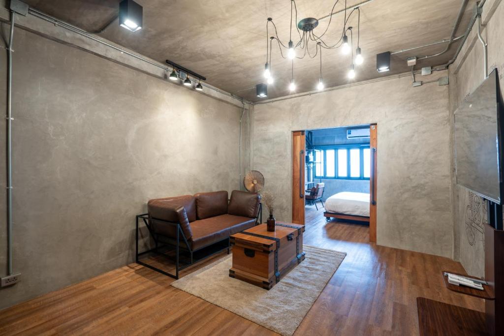 House of Machine Boutique Hotel - 14