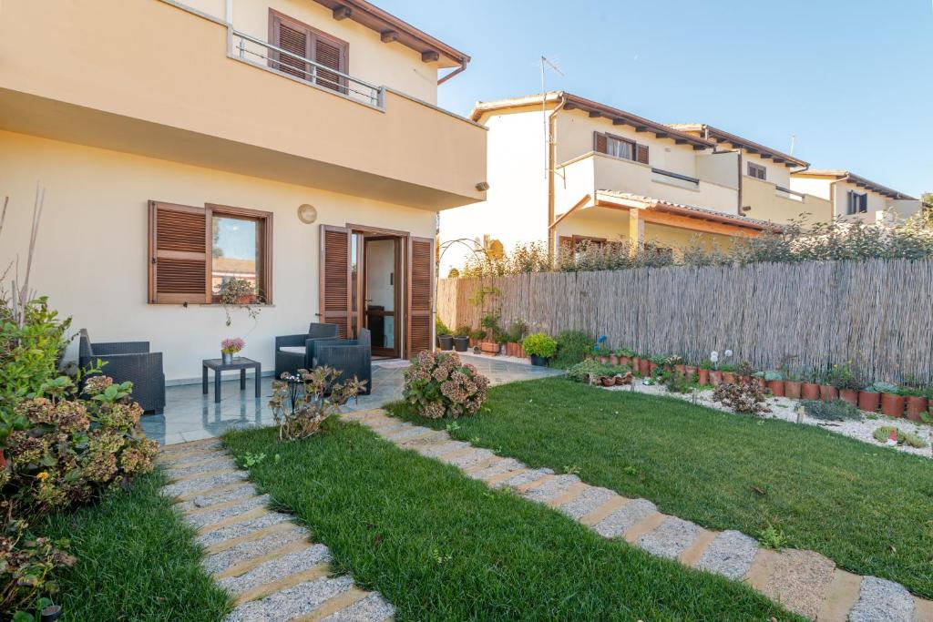 TeltiにあるPasigà- Jacuzi privata vicino Olbiaの家屋敷