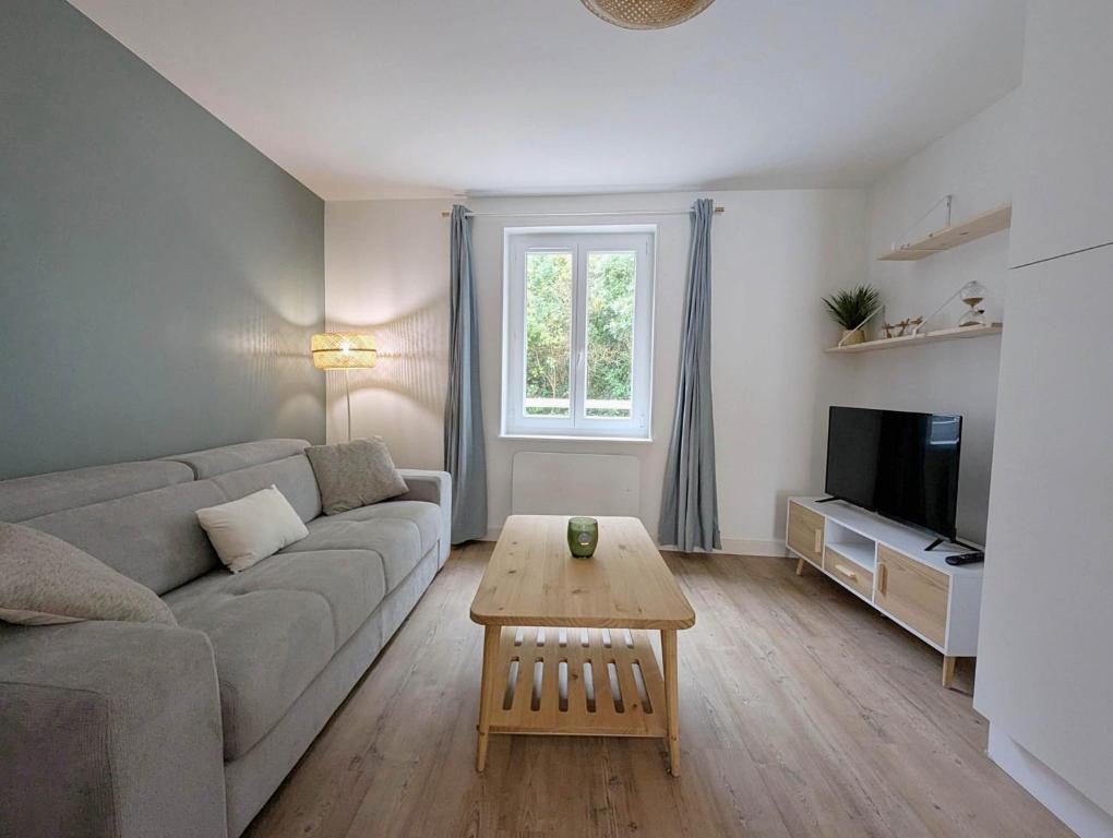 Χώρος καθιστικού στο Studio cosy rez de chaussée proche nature