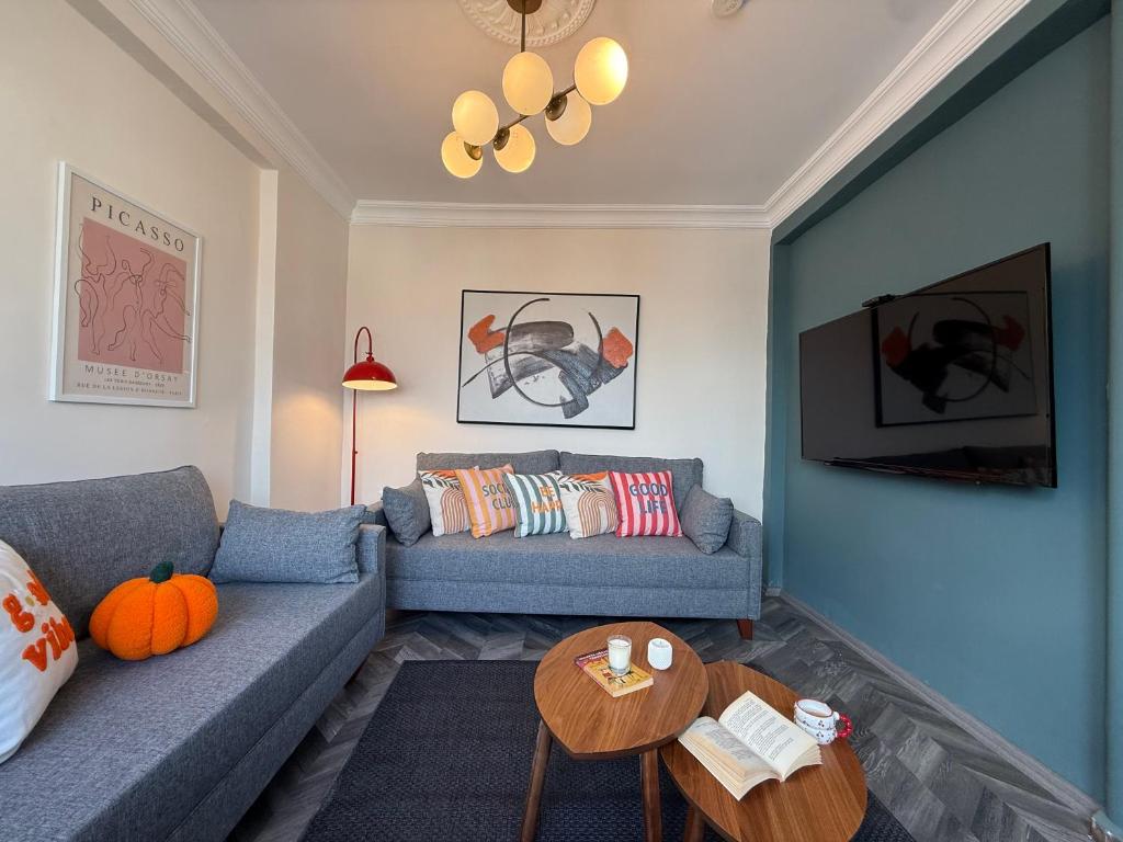 تصویر اتاق‌های Stunning 3BR 3Bathroom 3AC near Metro D6 - تصویر ۲