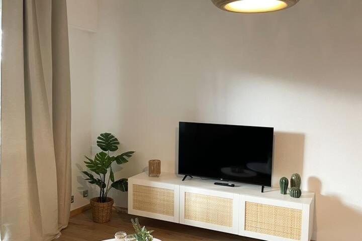 LE COSY Basel Euroairport ! Parking Privé – photo 13