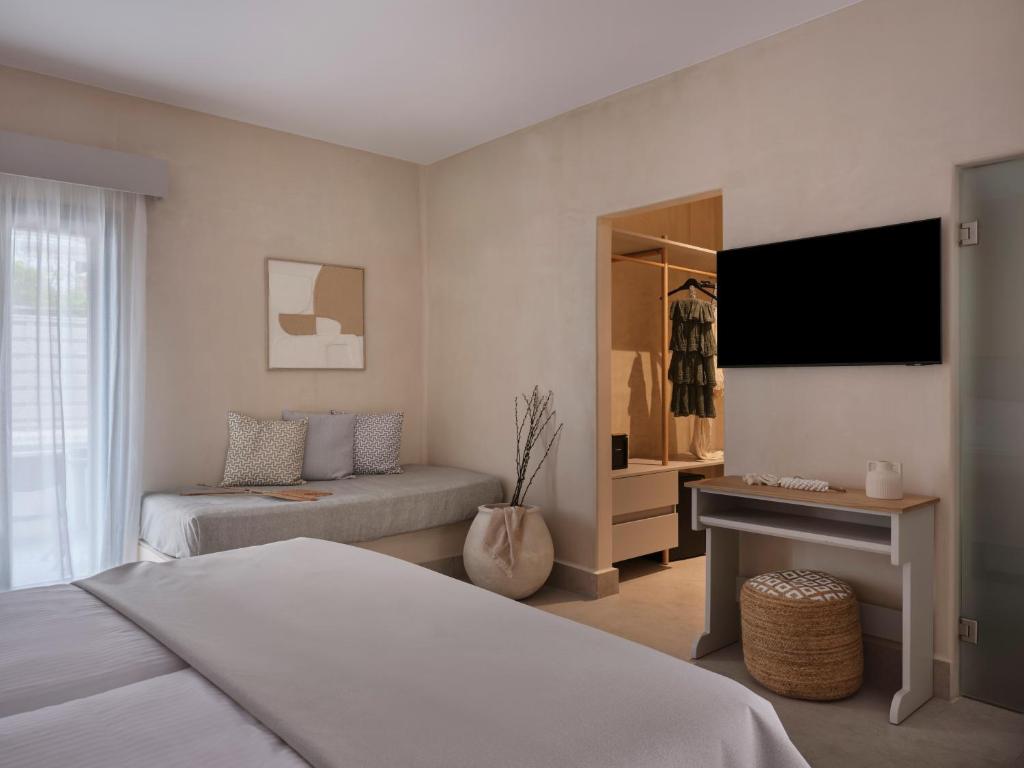 Salt Suites Paros - 16