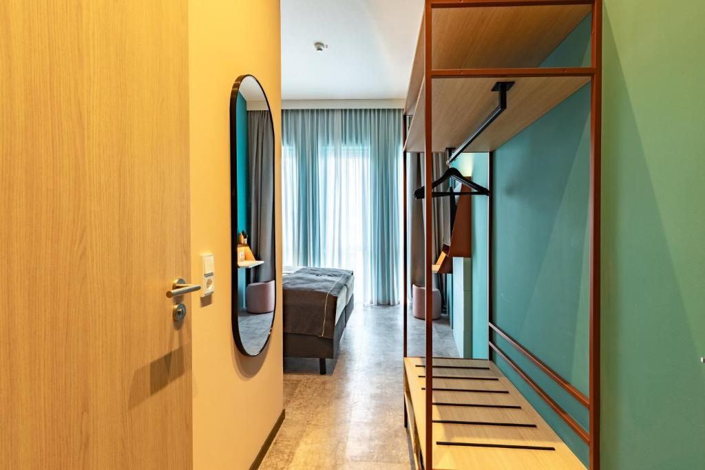 Holiday Inn - the niu, Pax Berlin Airport by IHG - 8