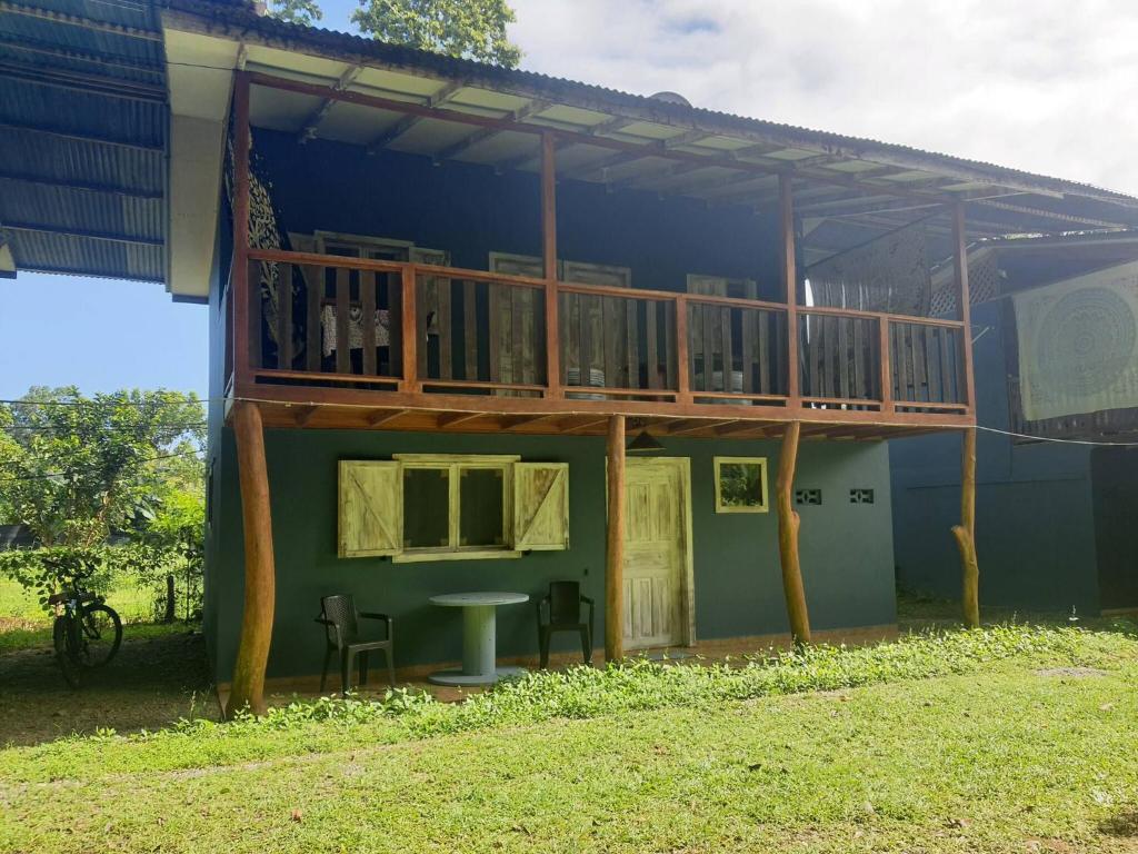 Το κτήριο όπου στεγάζεται  το διαμέρισμα