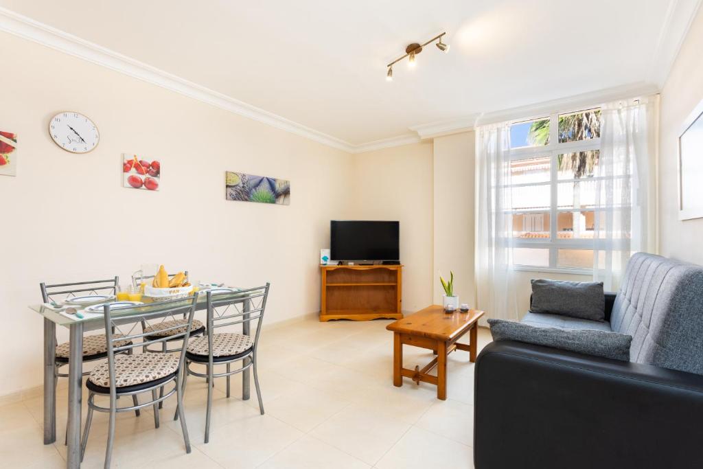 TV a/nebo společenská místnost v ubytování TenoHomes Casa Ela, Charming Stay Garachico